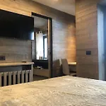 Casa Lumira Luxury Ski-in Ski-out *